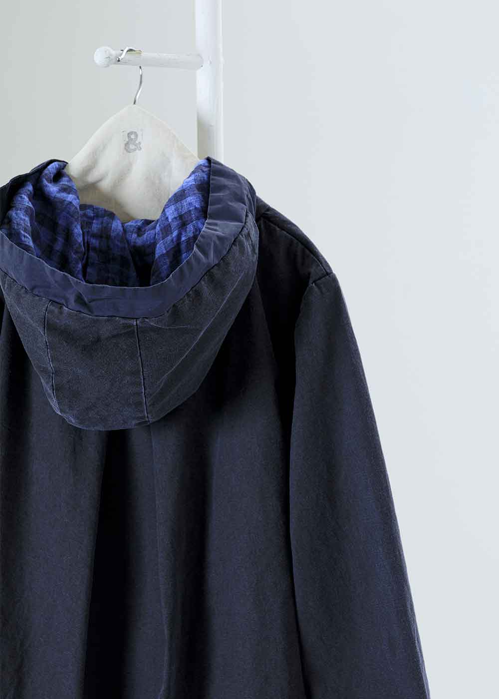 跳色立裁連帽四口袋外套