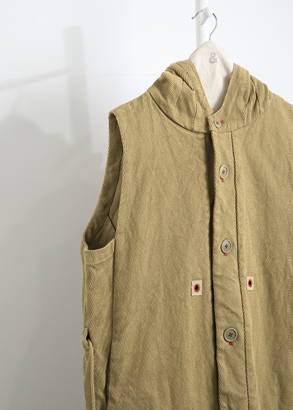 愜意連帽抽繩長版背心