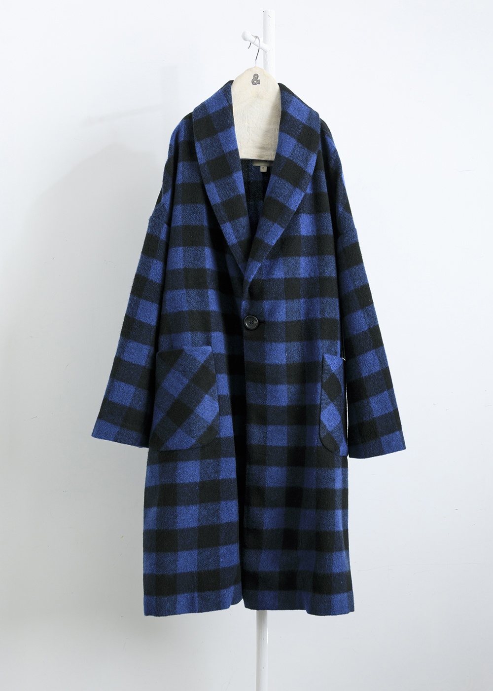 毛呢藍黑格落肩長版外套
