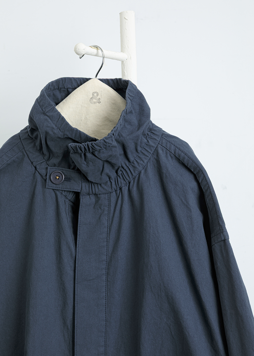 霜霧多口袋翻領長外套