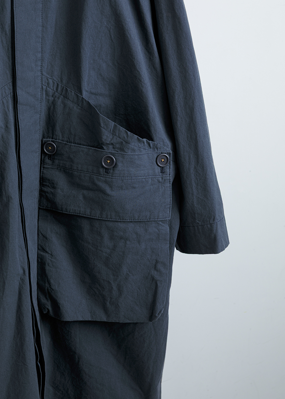 霜霧多口袋翻領長外套