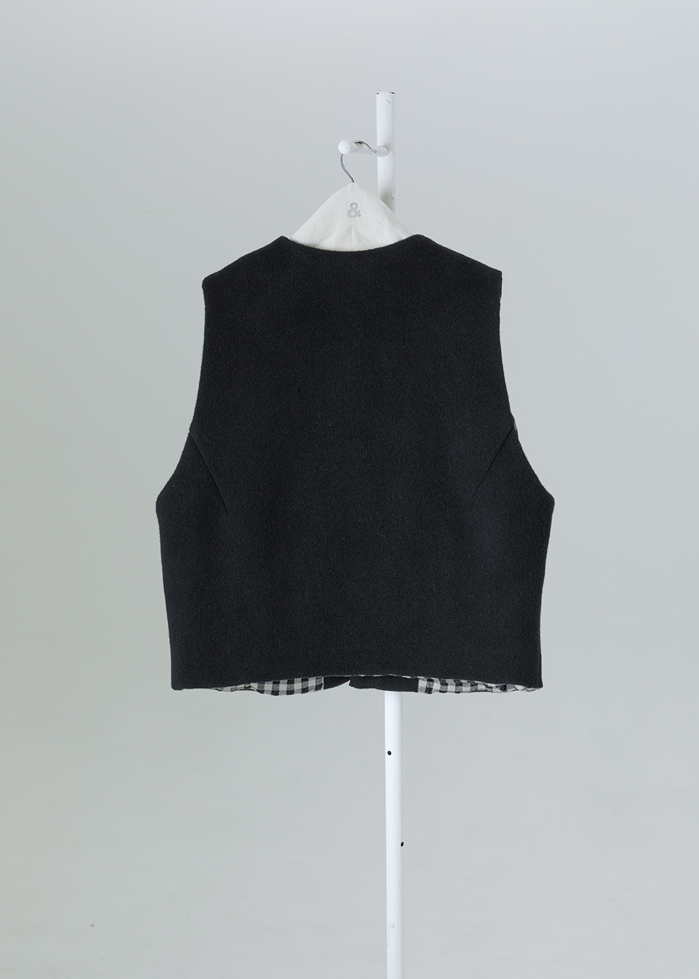 靜弧羊毛混紡圓領結構背心