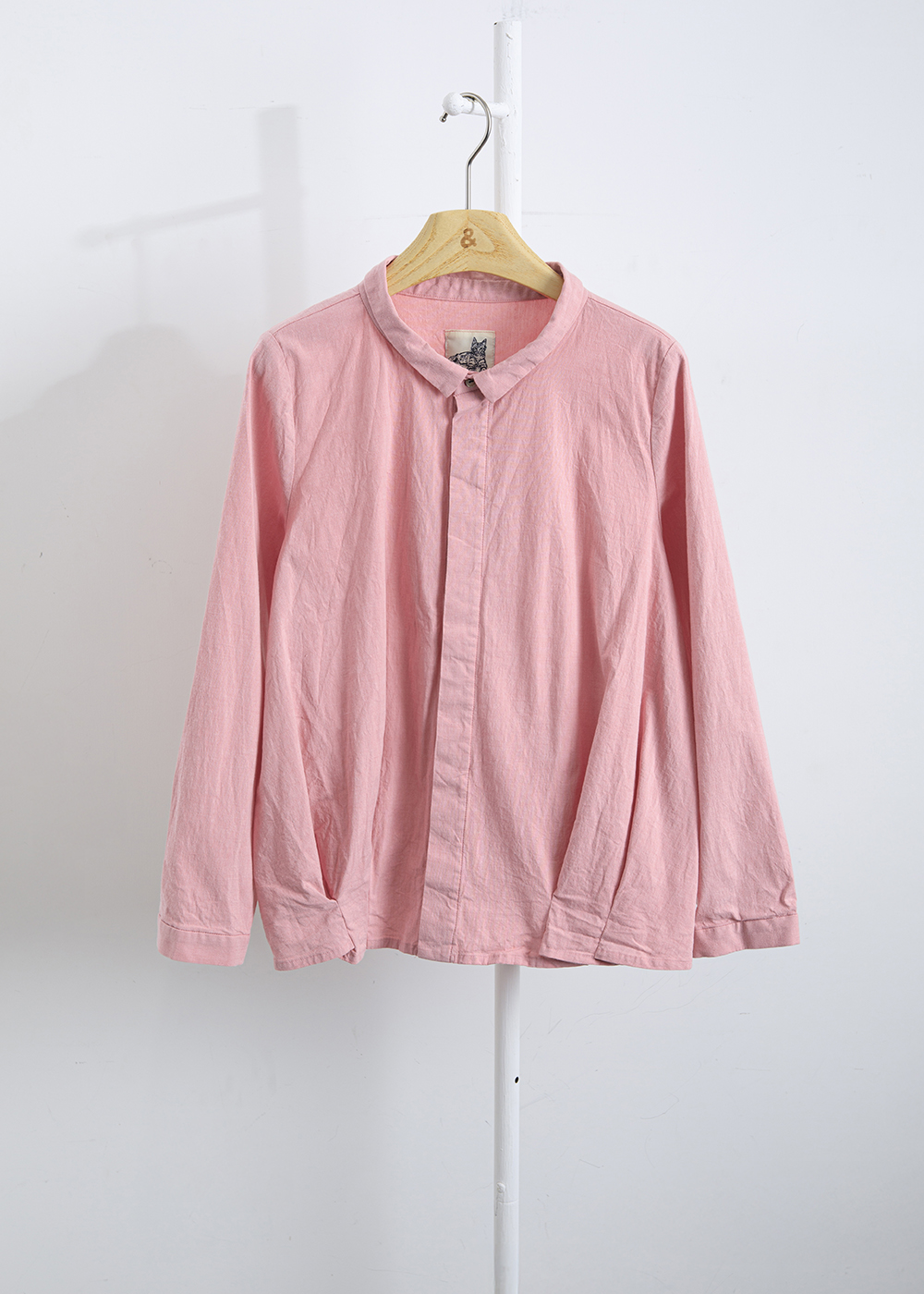 無拘活褶暗釦襯衫