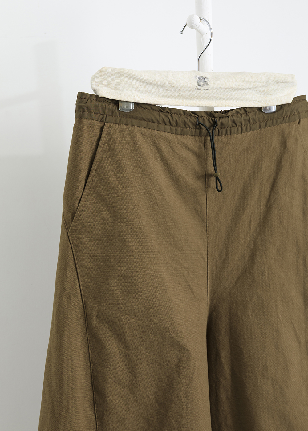 恬然A字剪裁寬褲