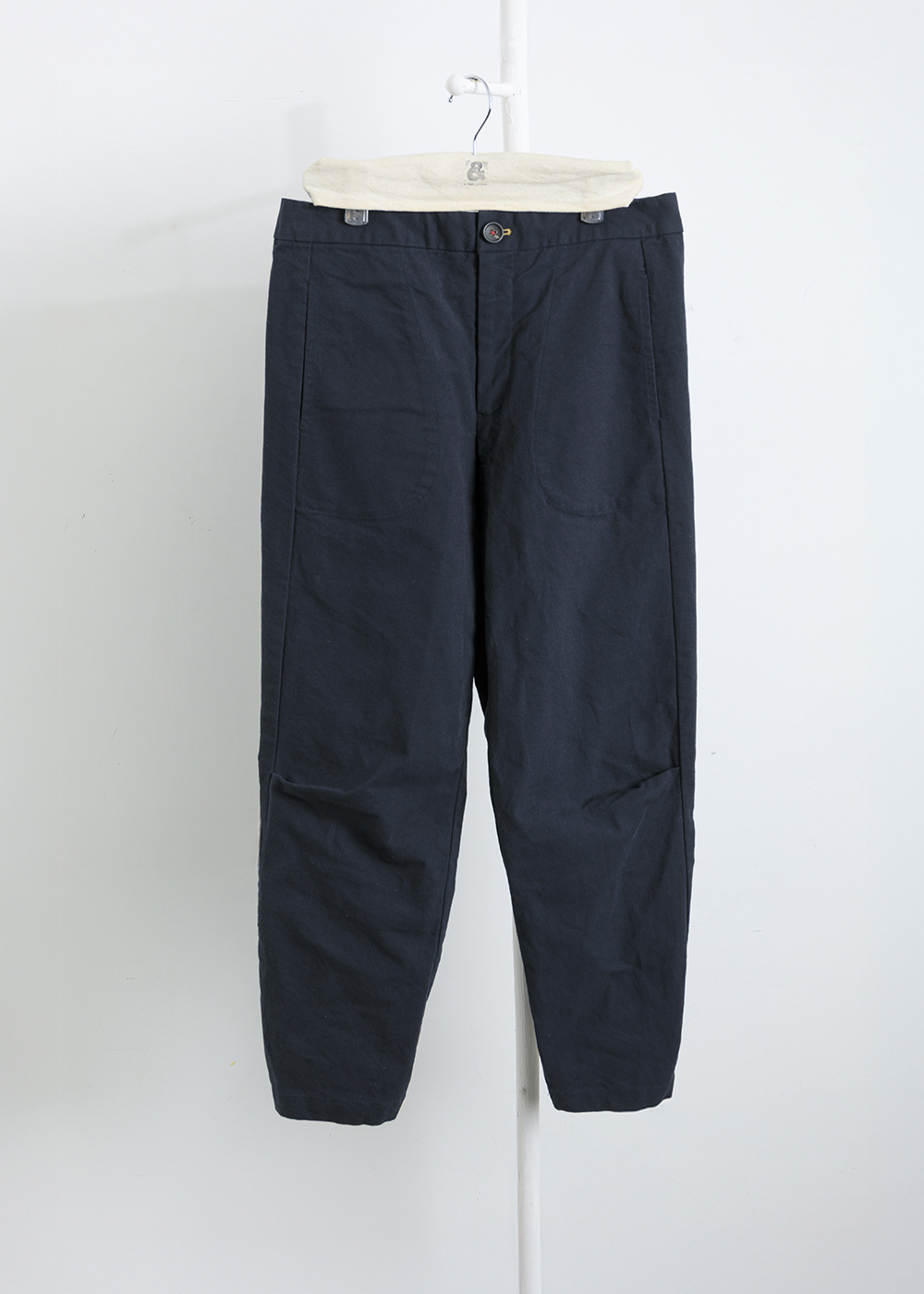 恬然立裁錐形修身褲