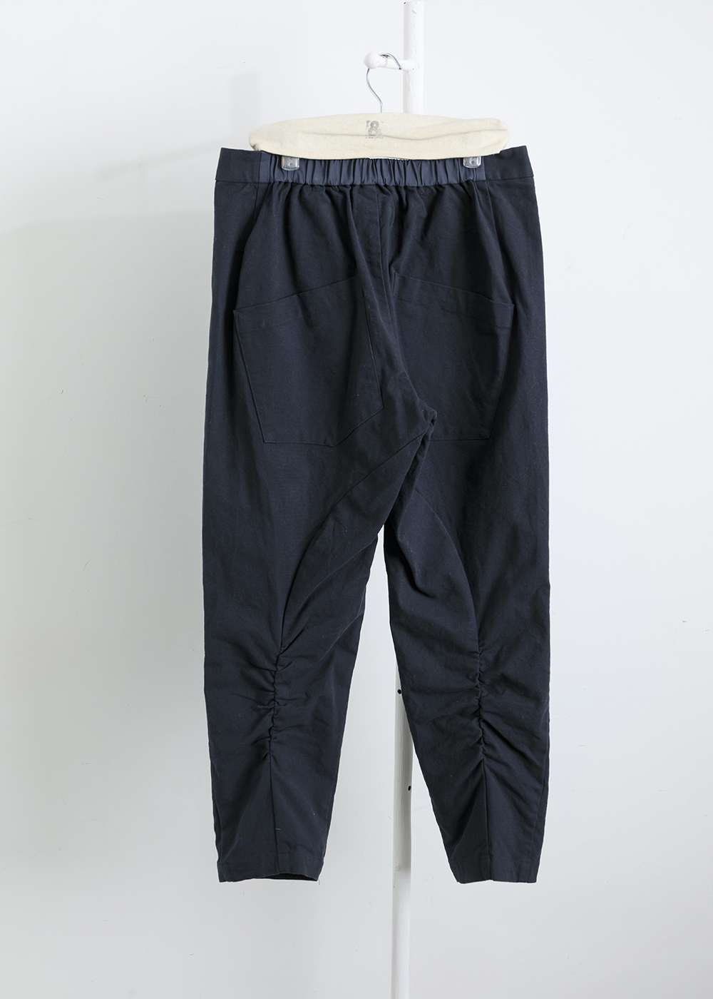 恬然立裁錐形修身褲