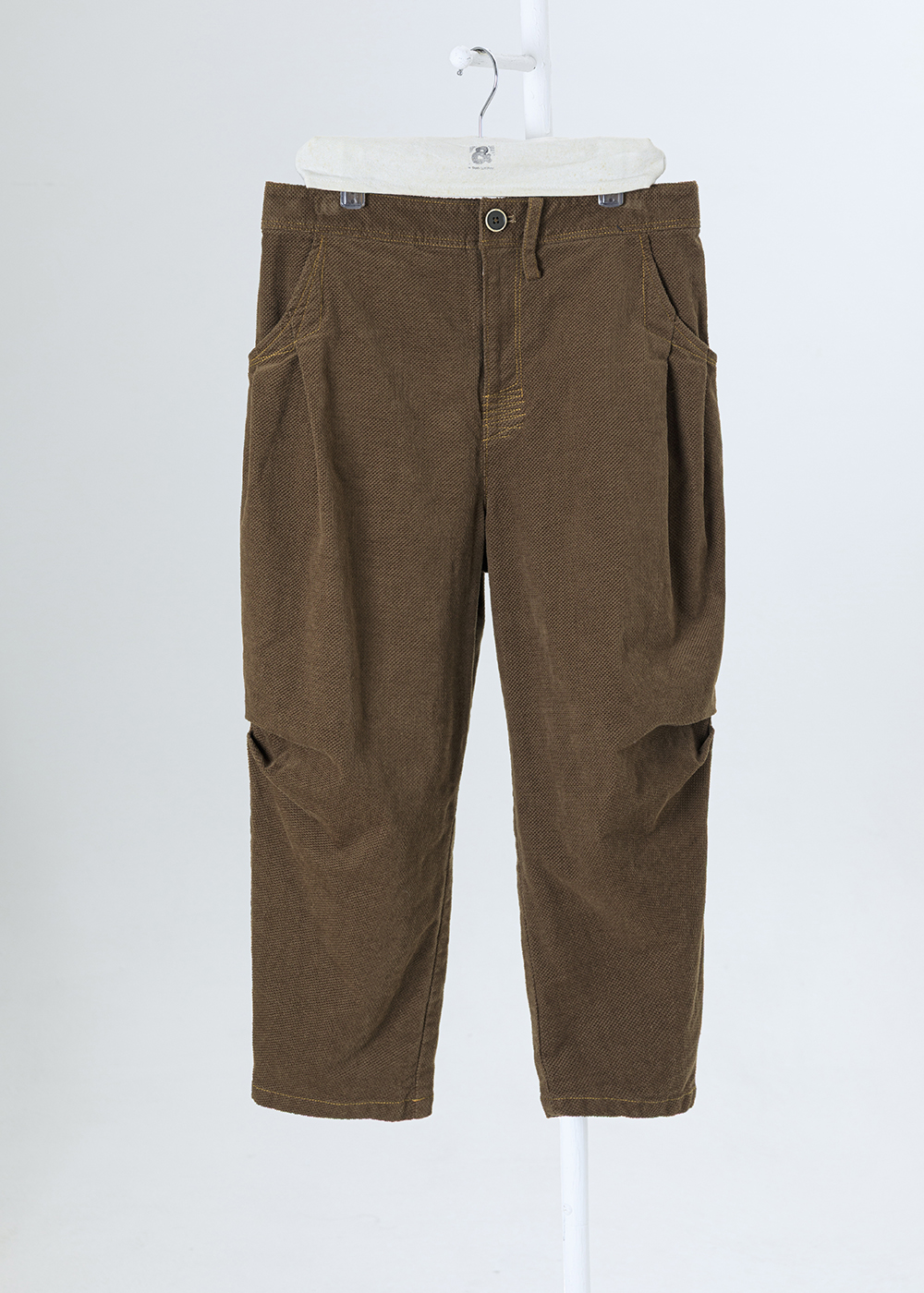 Tapered pants