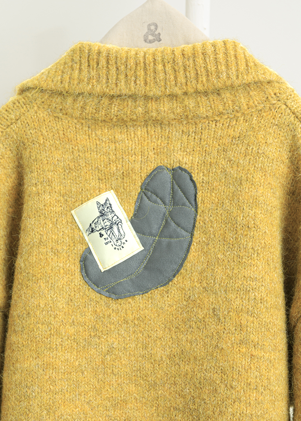 小球裝飾毛料外套