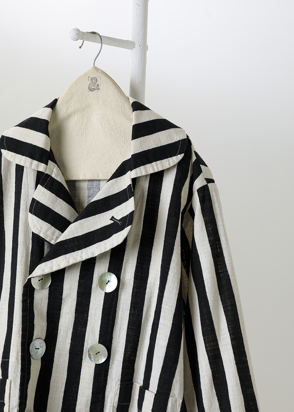 | 幾何映像派 |大翻領雙排釦棉質外套