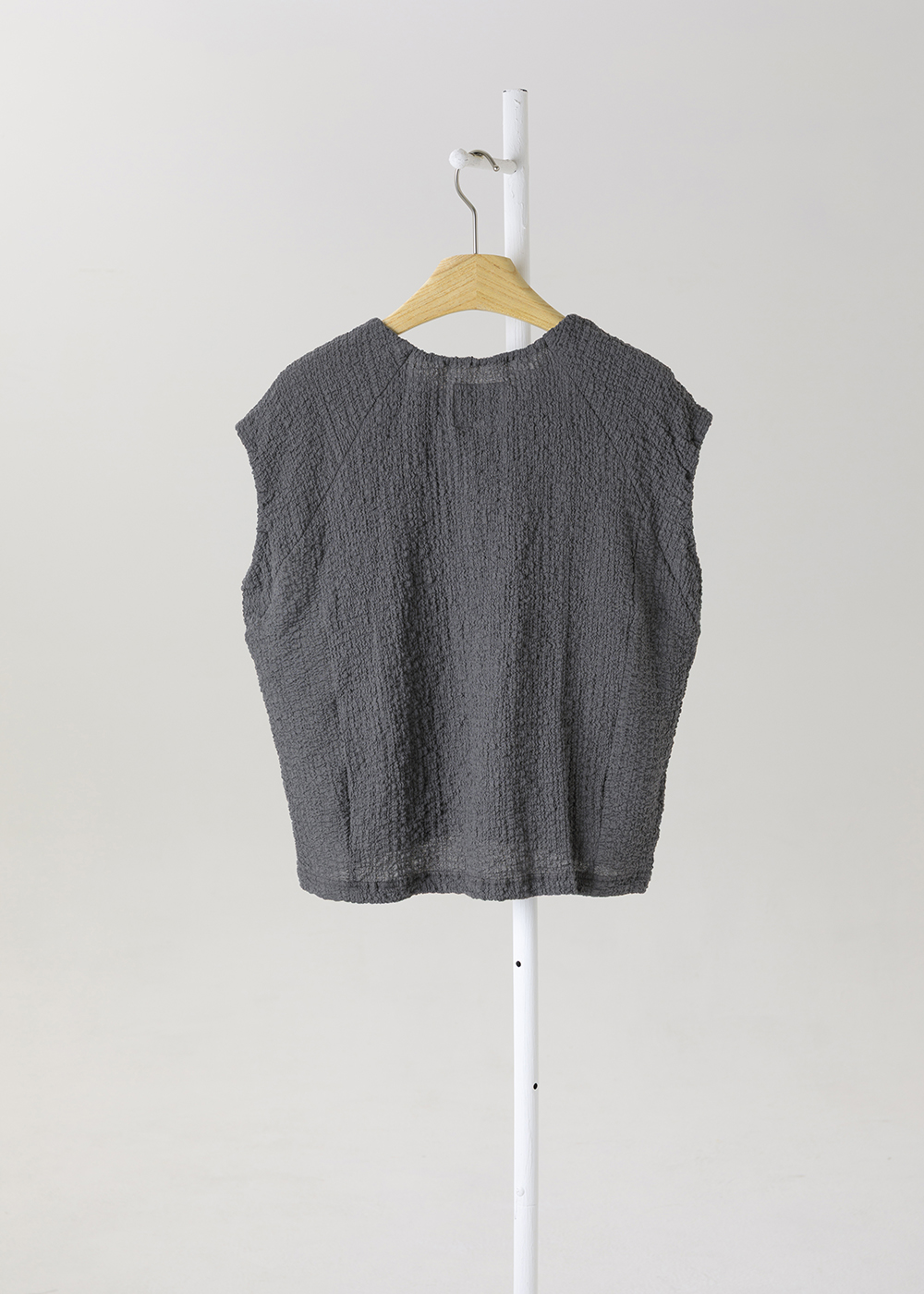  |雲絮浮雕| 立體皺感圓領上衣