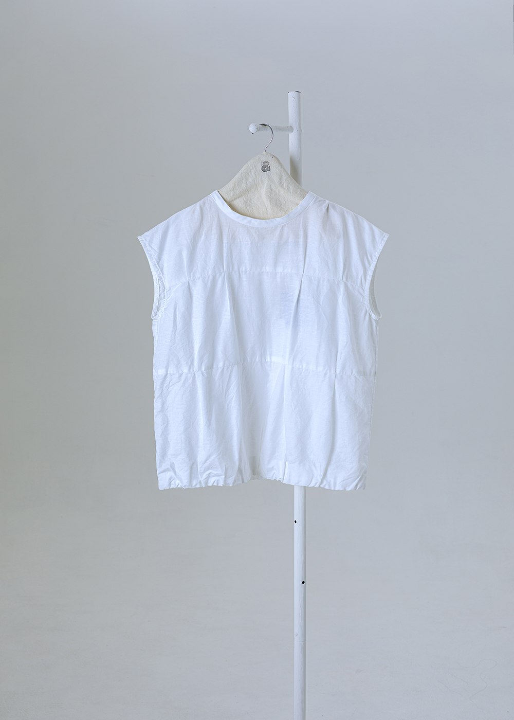 微瀾立體打褶縮口背心