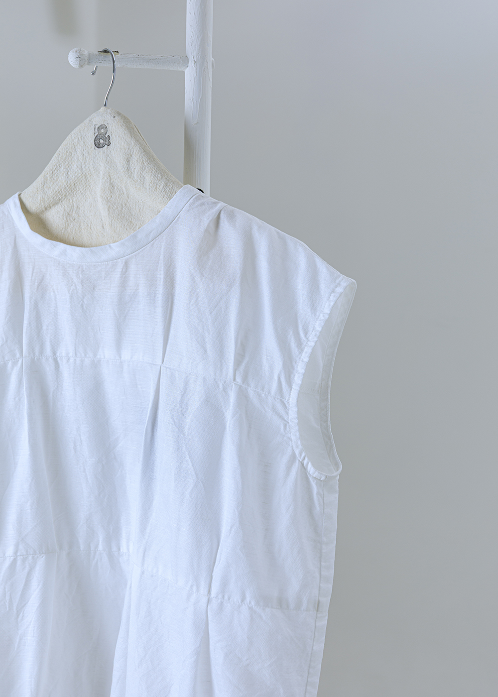 微瀾立體打褶縮口背心