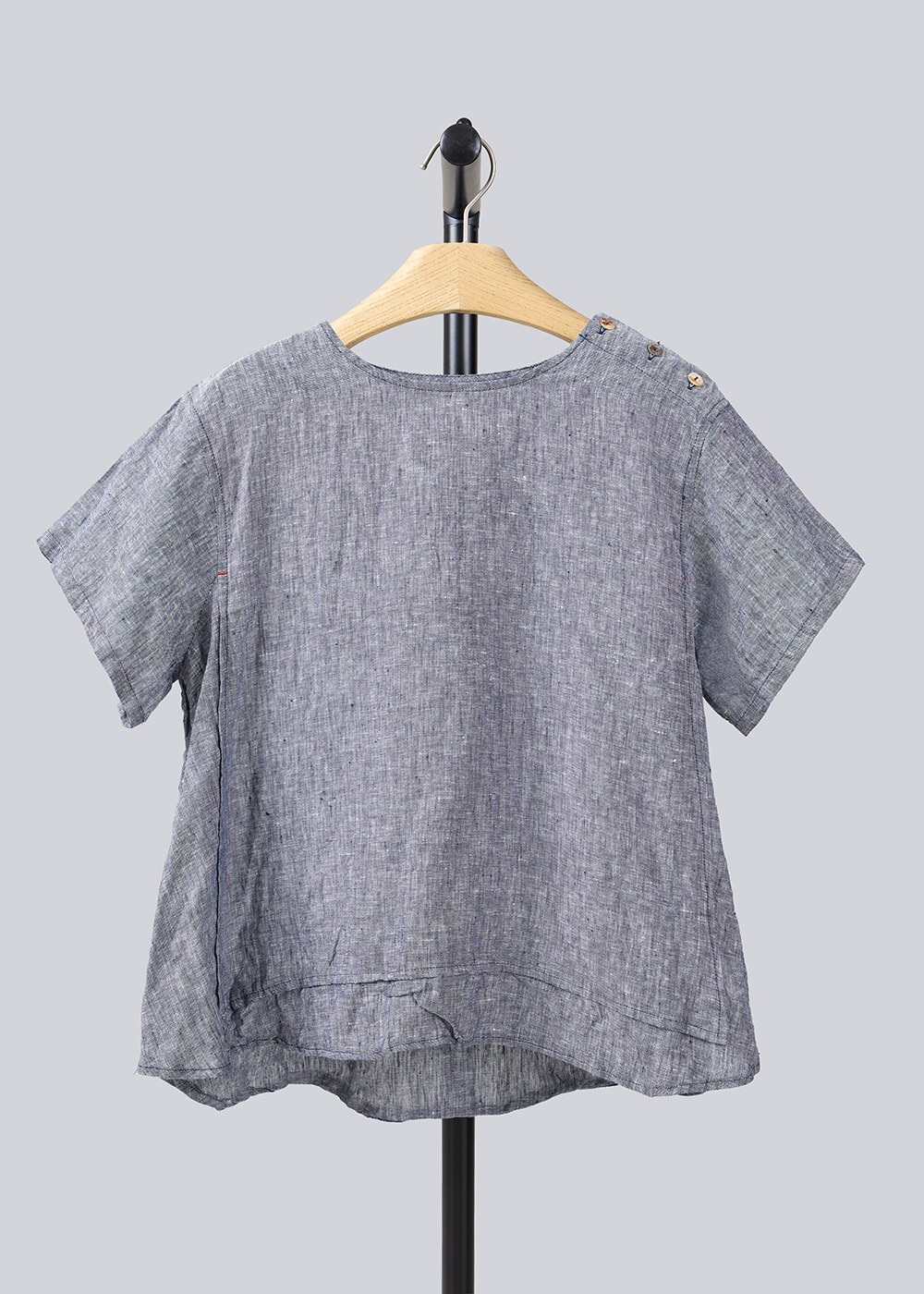 Short-sleeved top