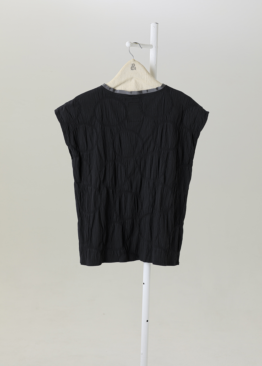  | 浮波立體圈紋 | 皺褶短袖上衣