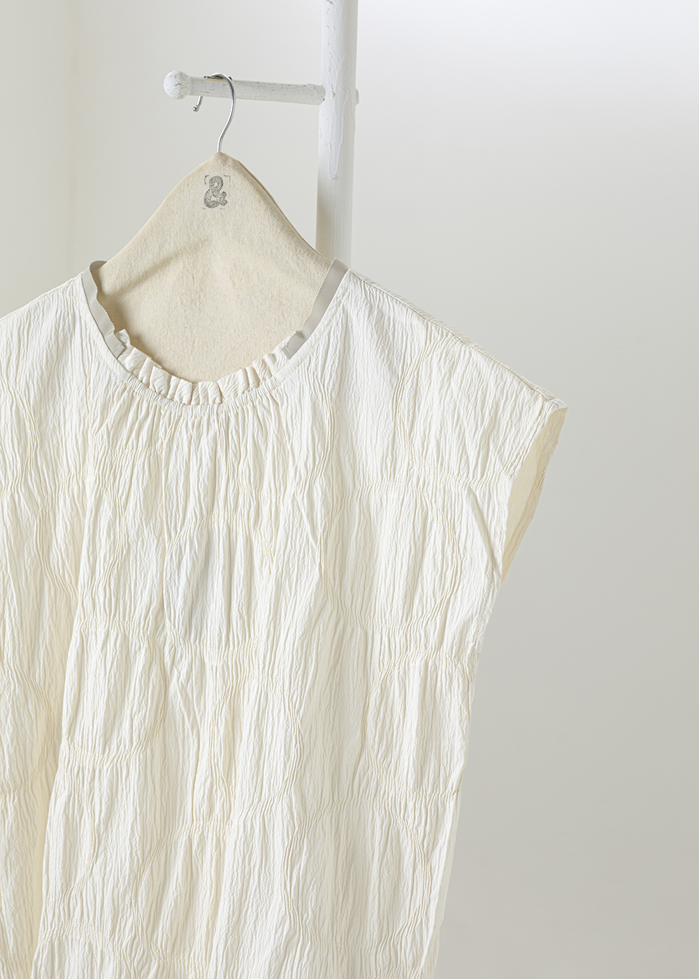  | 浮波立體圈紋 | 皺褶短袖上衣