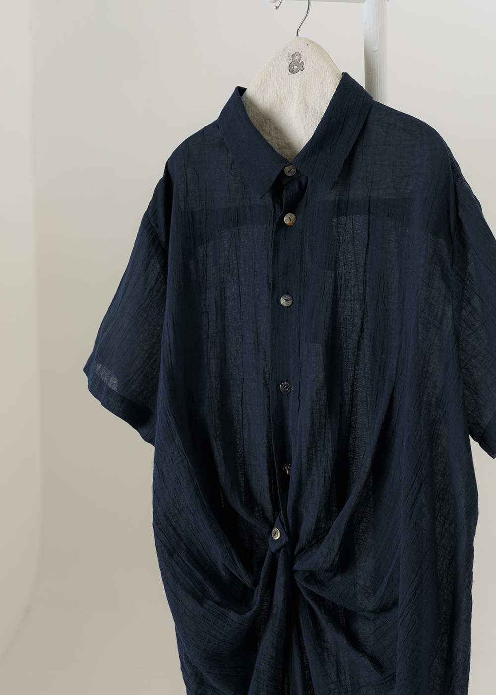 扭結抓皺長版襯衫