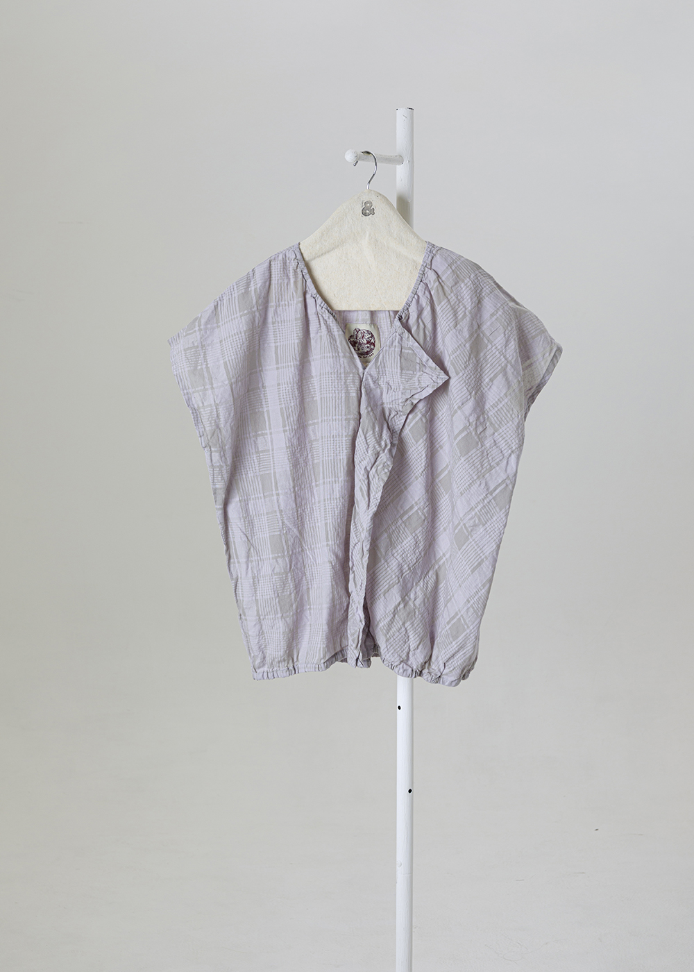  | 空氣霧格 |  疊影不對稱翻領縮口上衣