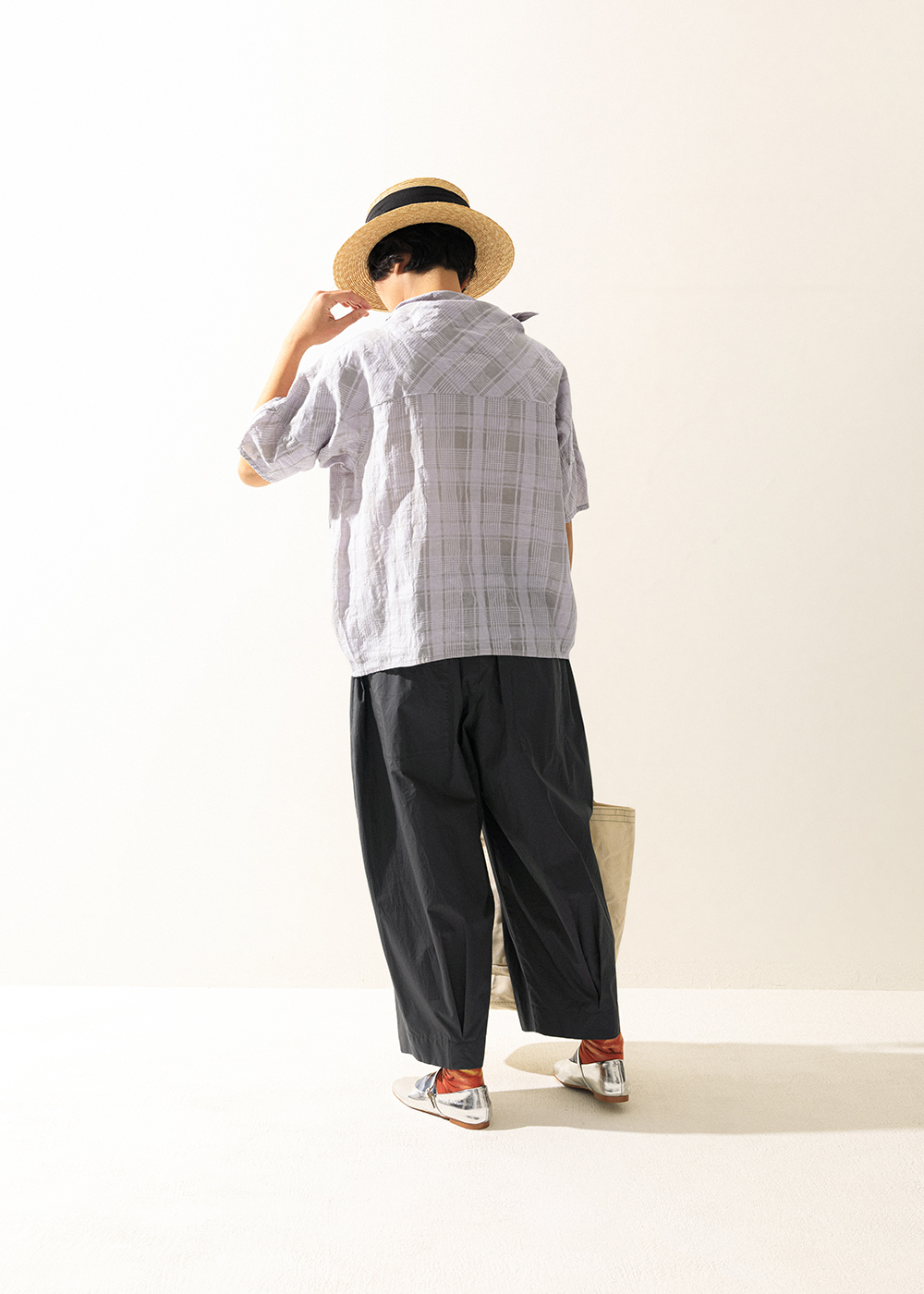 | 空氣霧格 |不對稱折領斜紋上衣