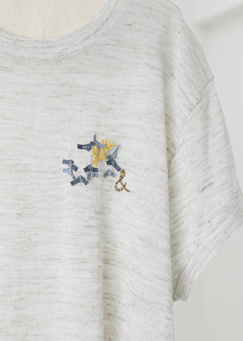 Floral embroidery top