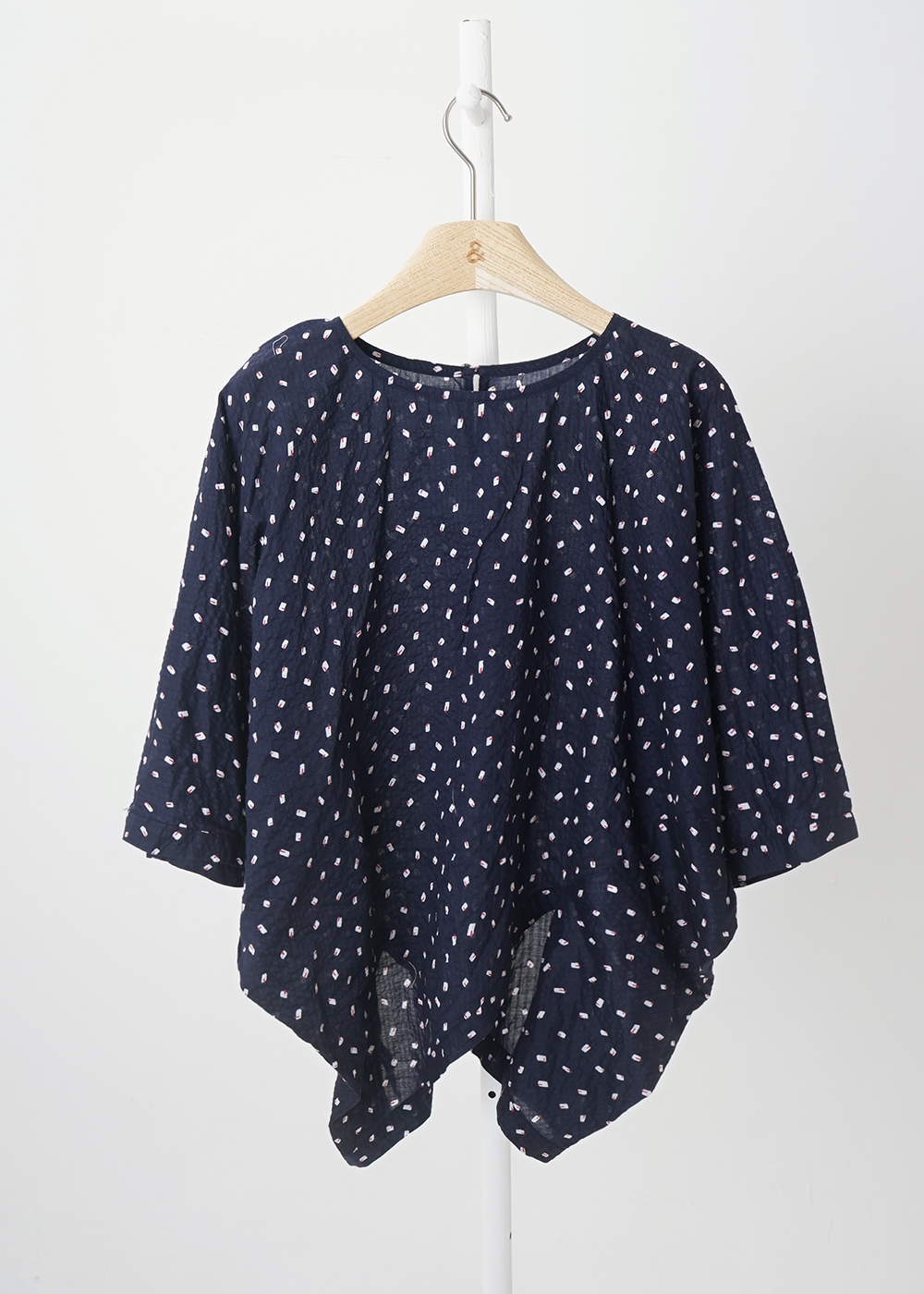 Seven-Tenth Sleeve Top