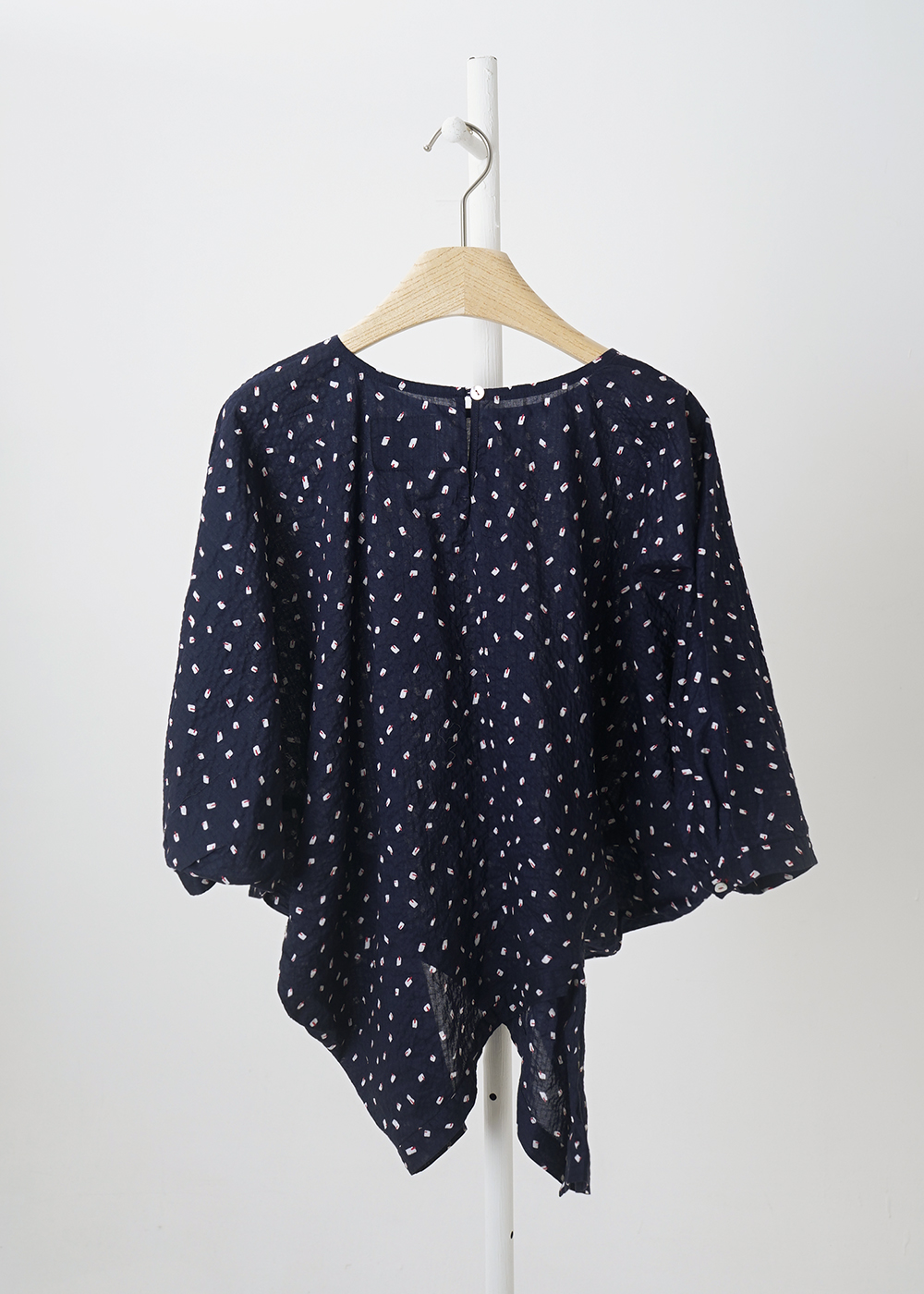 Seven-Tenth Sleeve Top