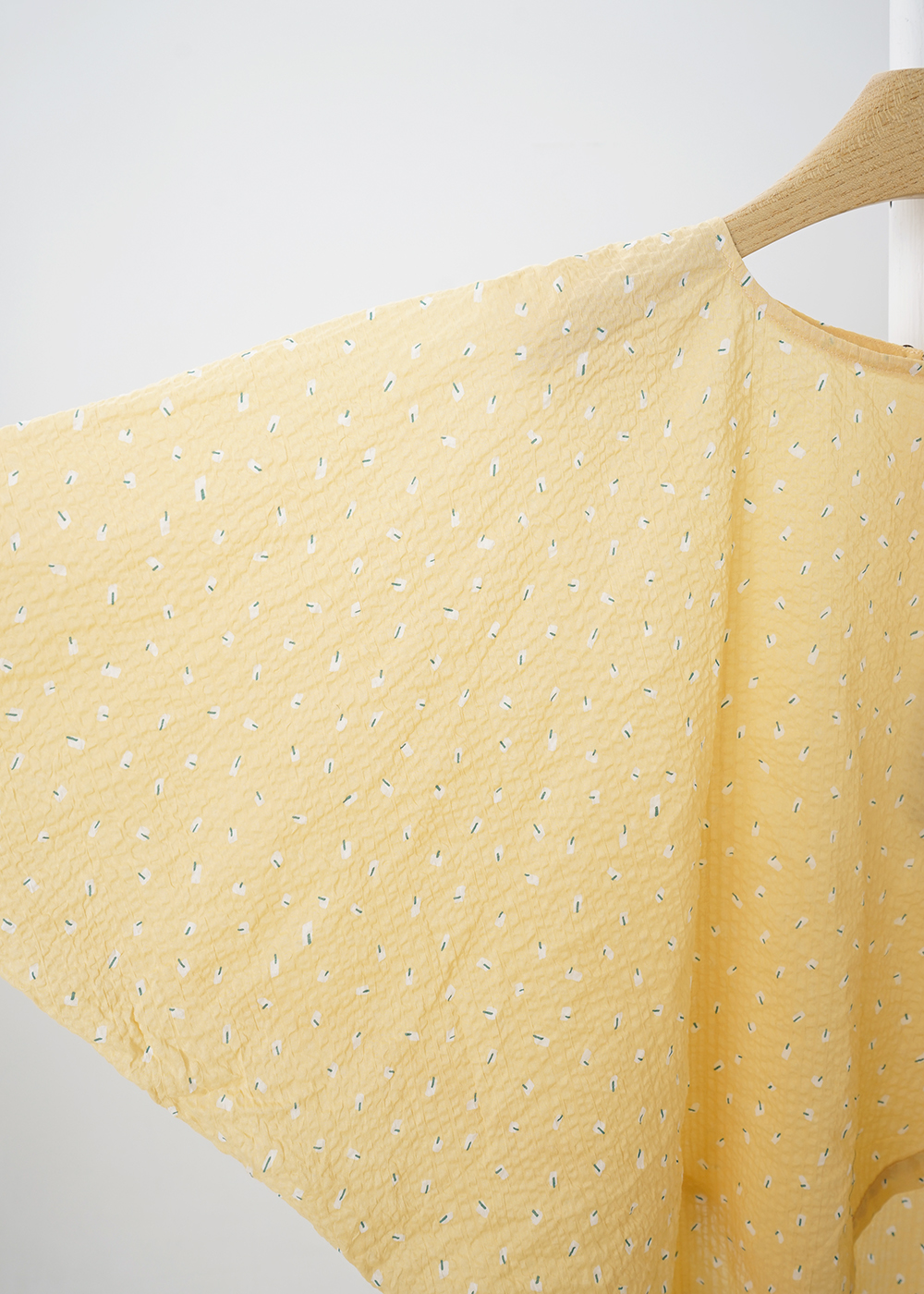 Seven-Tenth Sleeve Top