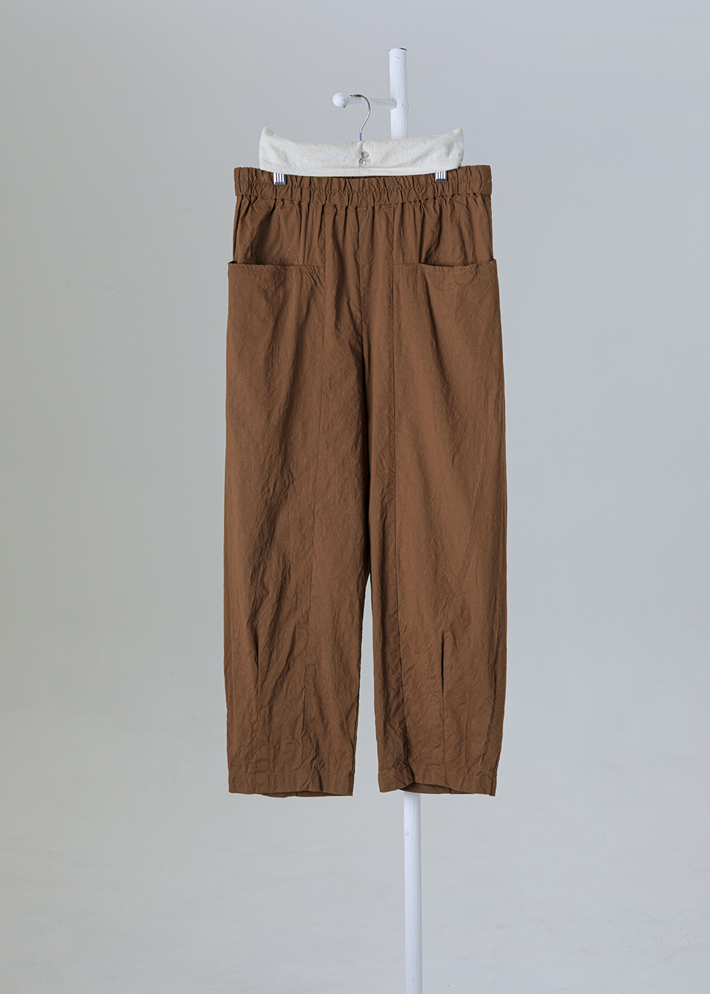 漫旅立體剪接大口袋繭型褲