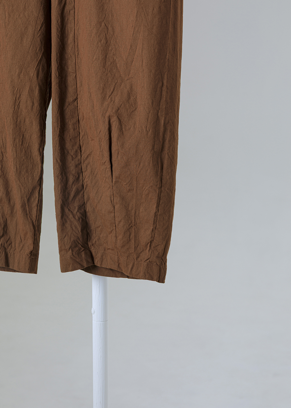 漫旅立體剪接大口袋繭型褲