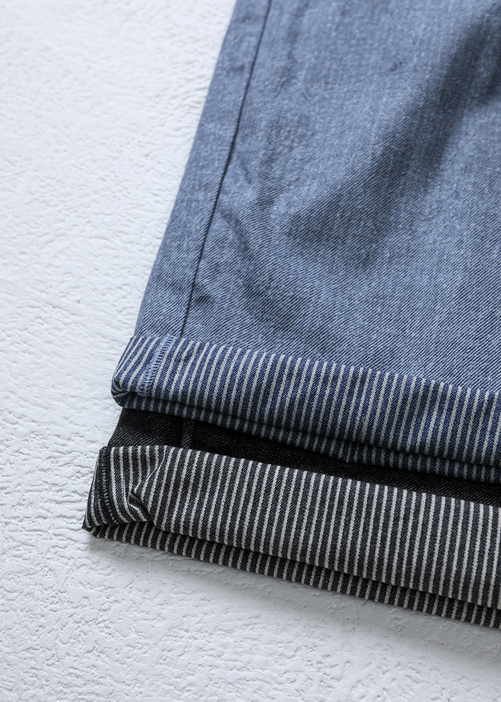  | 描線撞色 |寬版繭型八分裙褲・輪廓丹寧棉