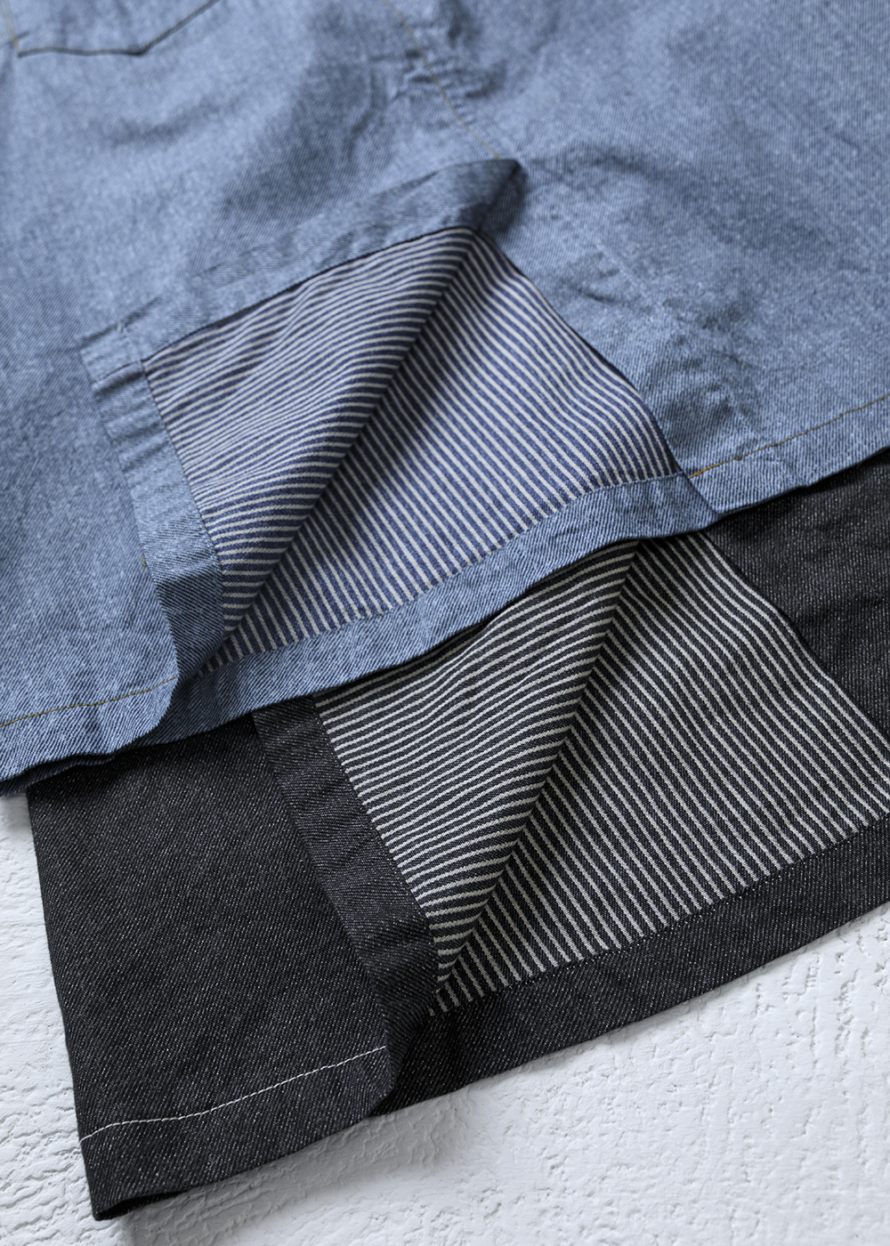 | 描線撞色 | 剪接A字長裙・輪廓丹寧棉 