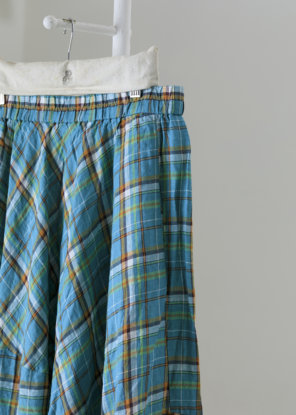 ｜幾何詩篇｜斜裁拼接格紋傘襬裙