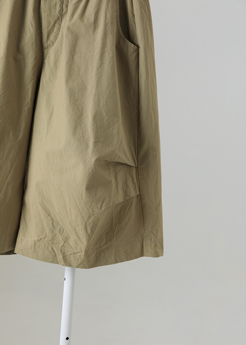 雲朵縮褶空氣六分寬褲