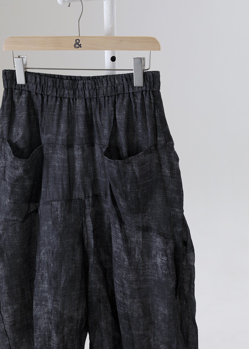 |苧麻微涼|痕跡壓紋氣球褲