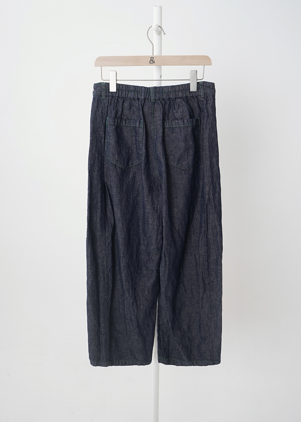 Wide-leg Pants