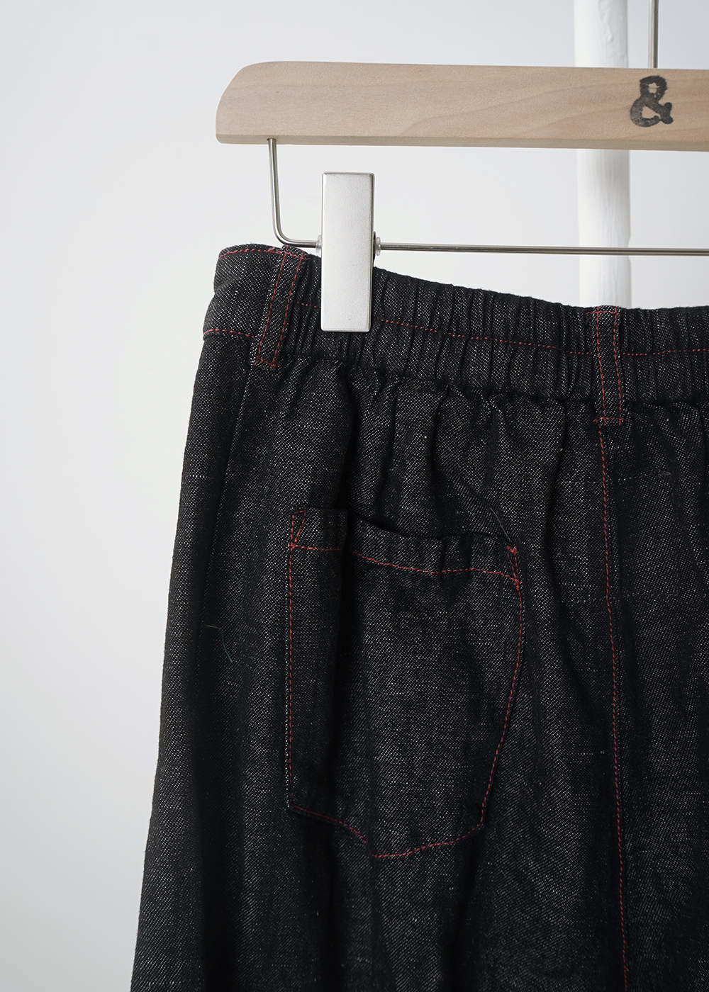Wide-leg Pants