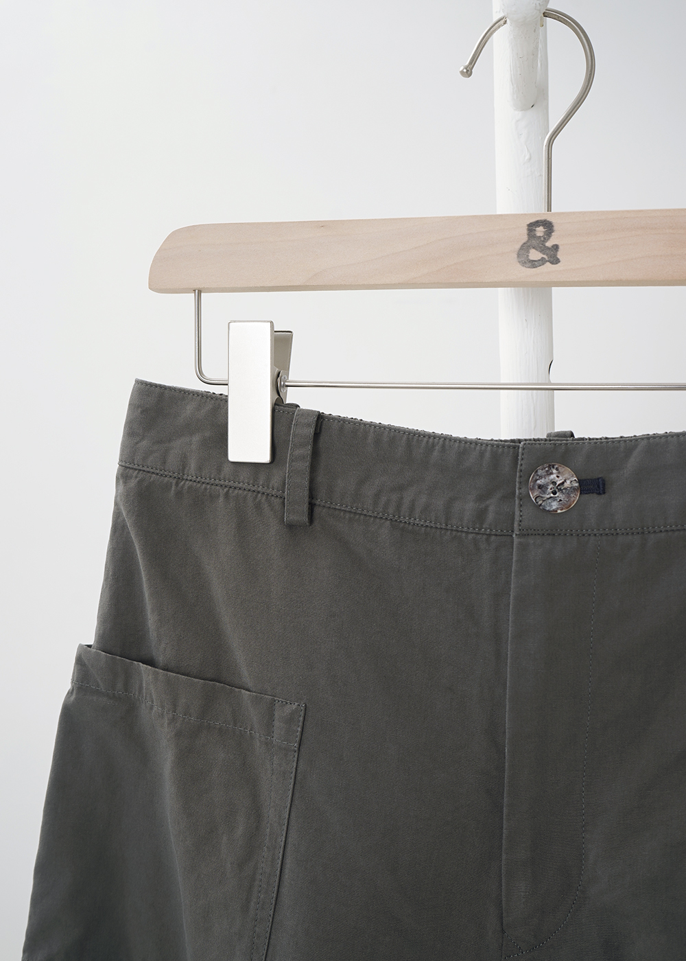 Wide-leg Pants