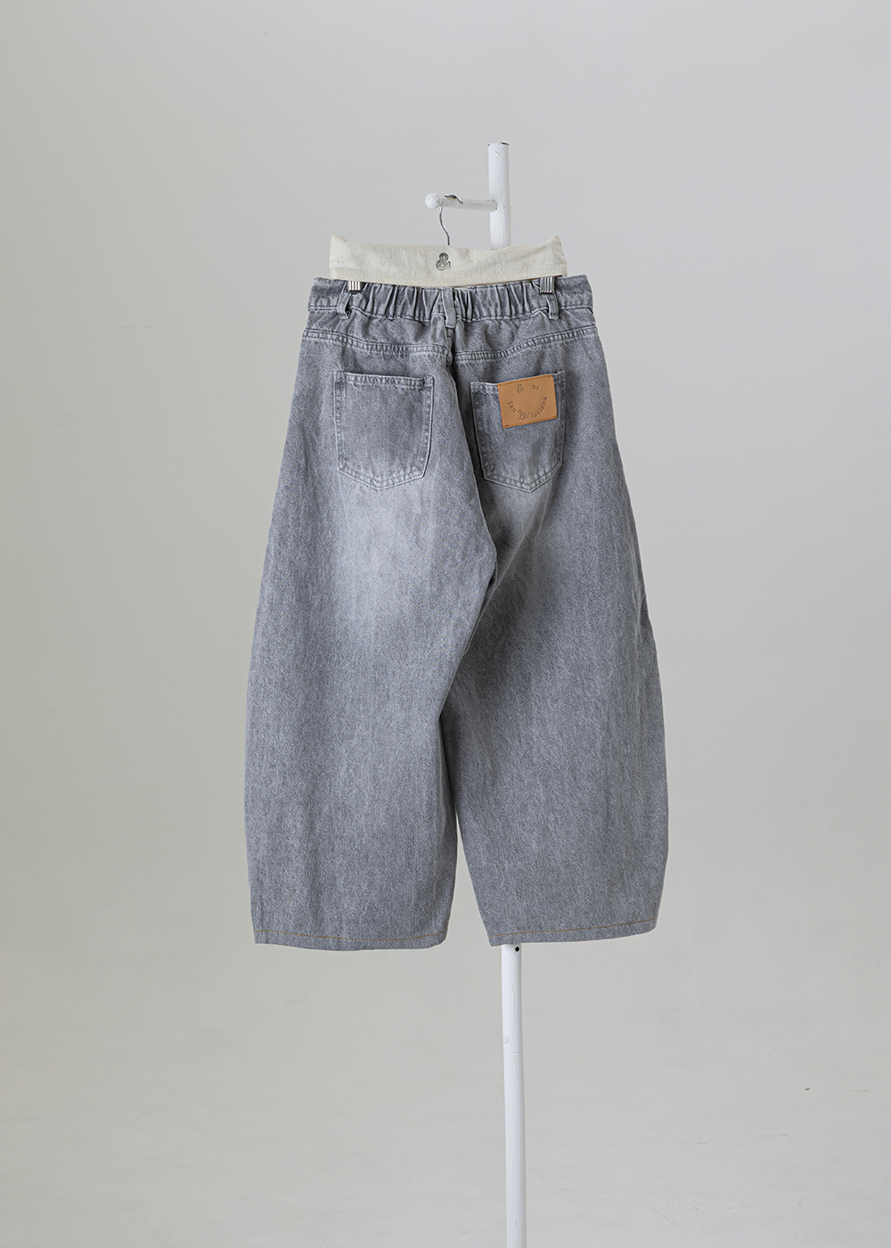  Jersey barrel leg pants