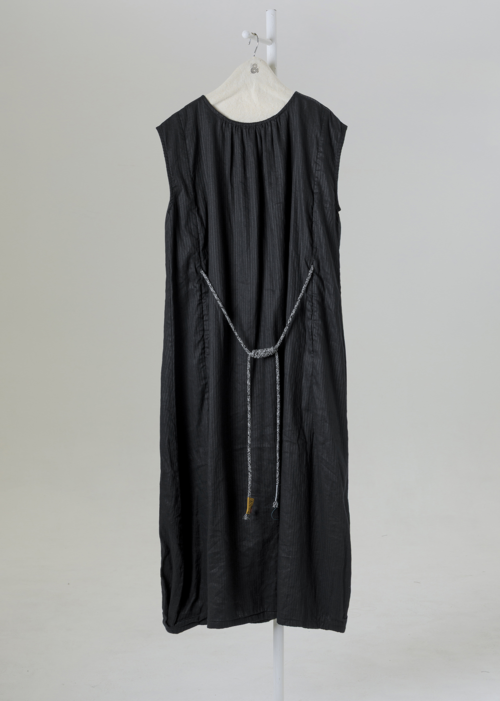 | 葉蔓光紋｜編繩縮腰長洋裝