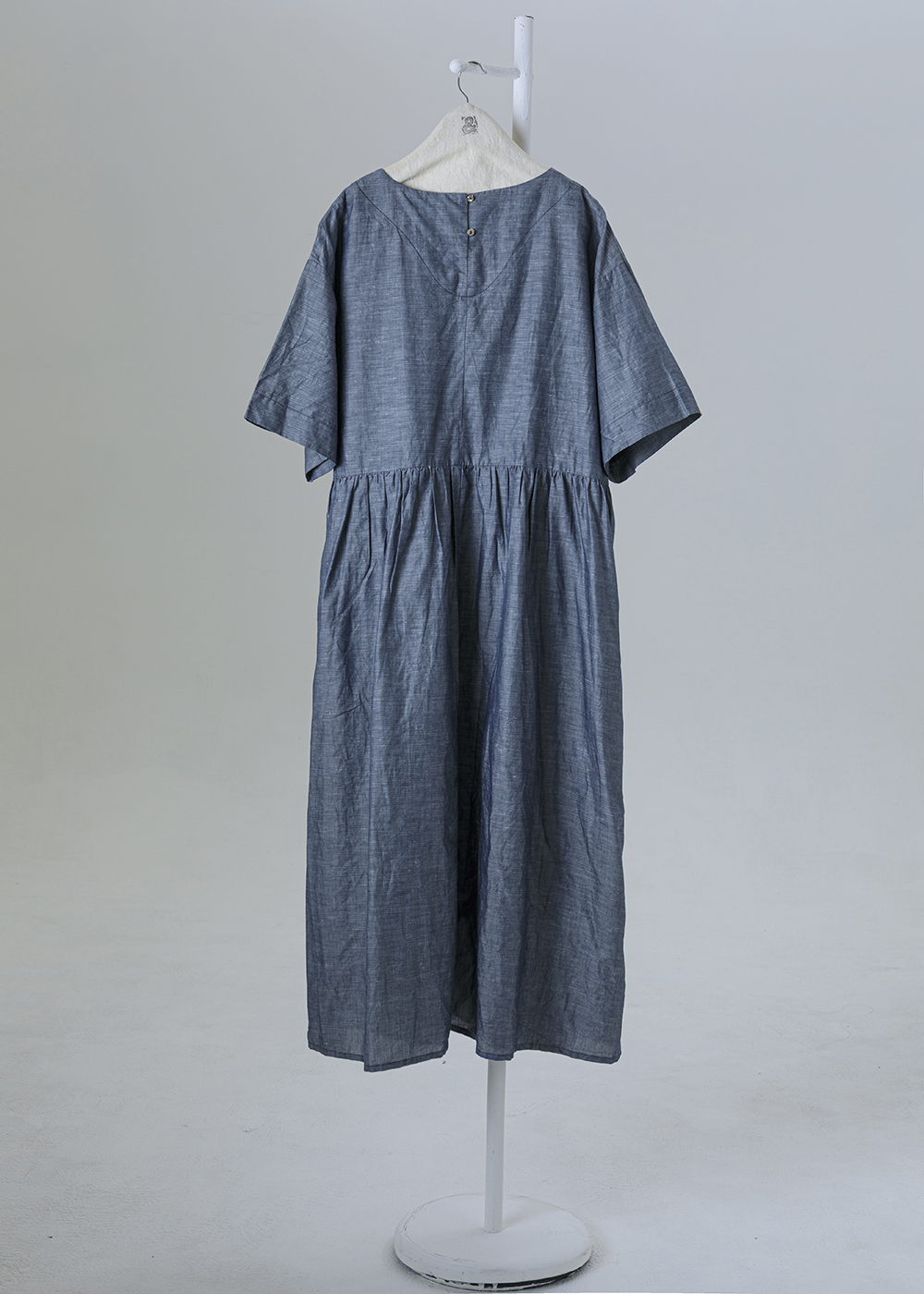 柔息空氣感不對稱綁帶洋裝