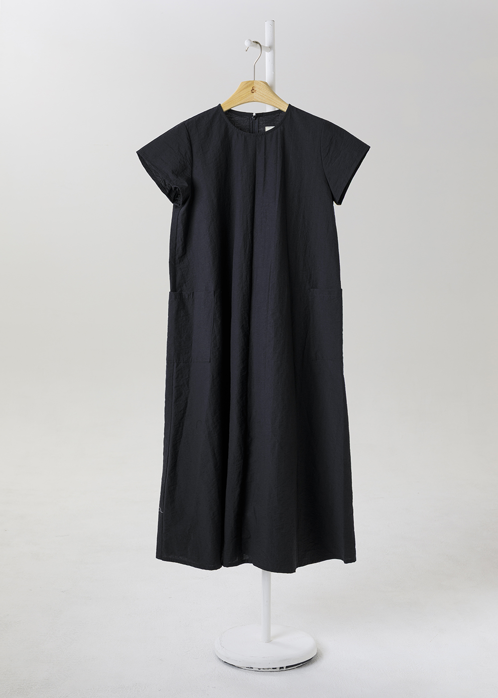 |純粹植感| 壓紋口袋洋裝