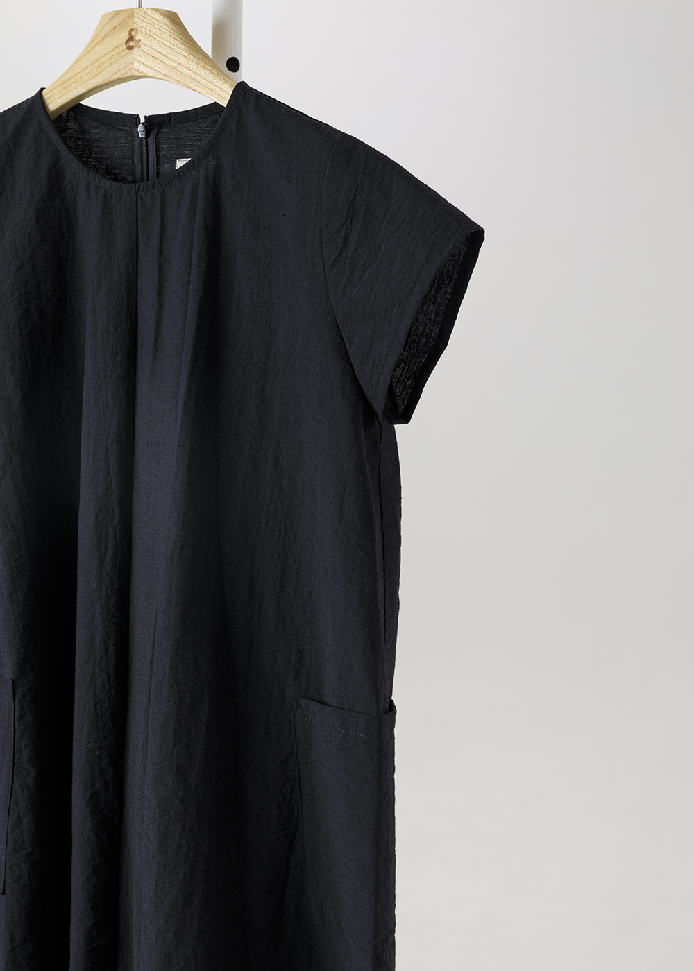 |純粹植感| 壓紋口袋洋裝