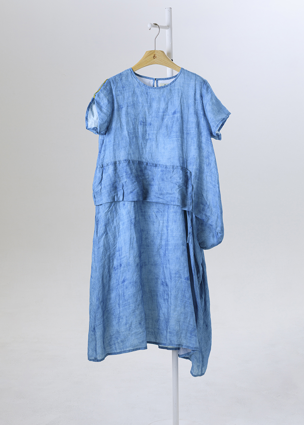 |苧麻微涼|流光肌理解構層次洋裝