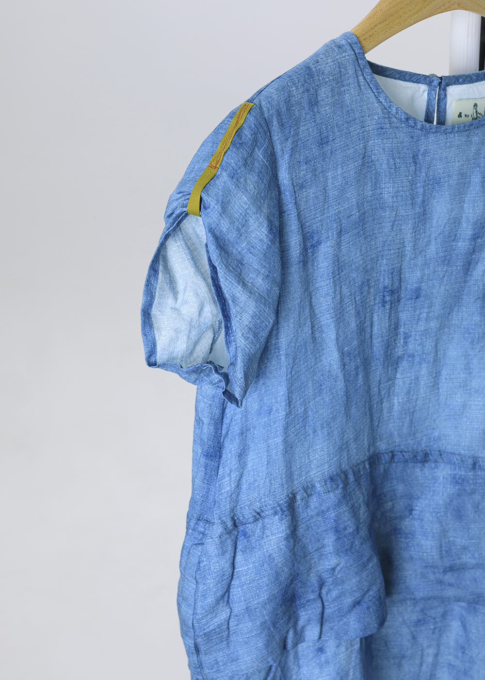 |苧麻微涼|流光肌理解構層次洋裝