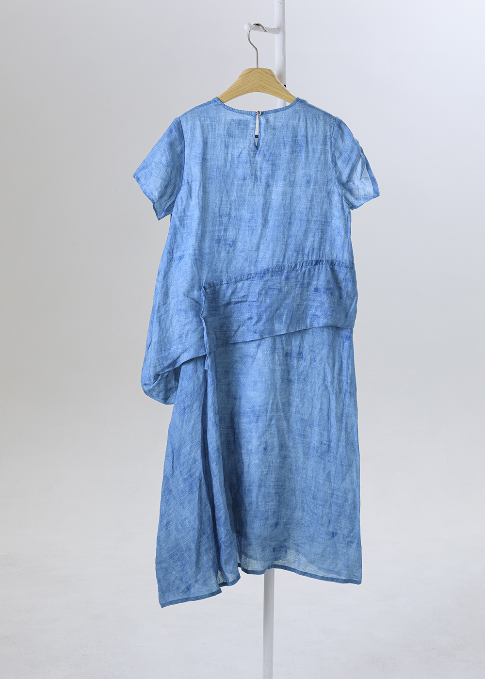 |苧麻微涼|流光肌理解構層次洋裝