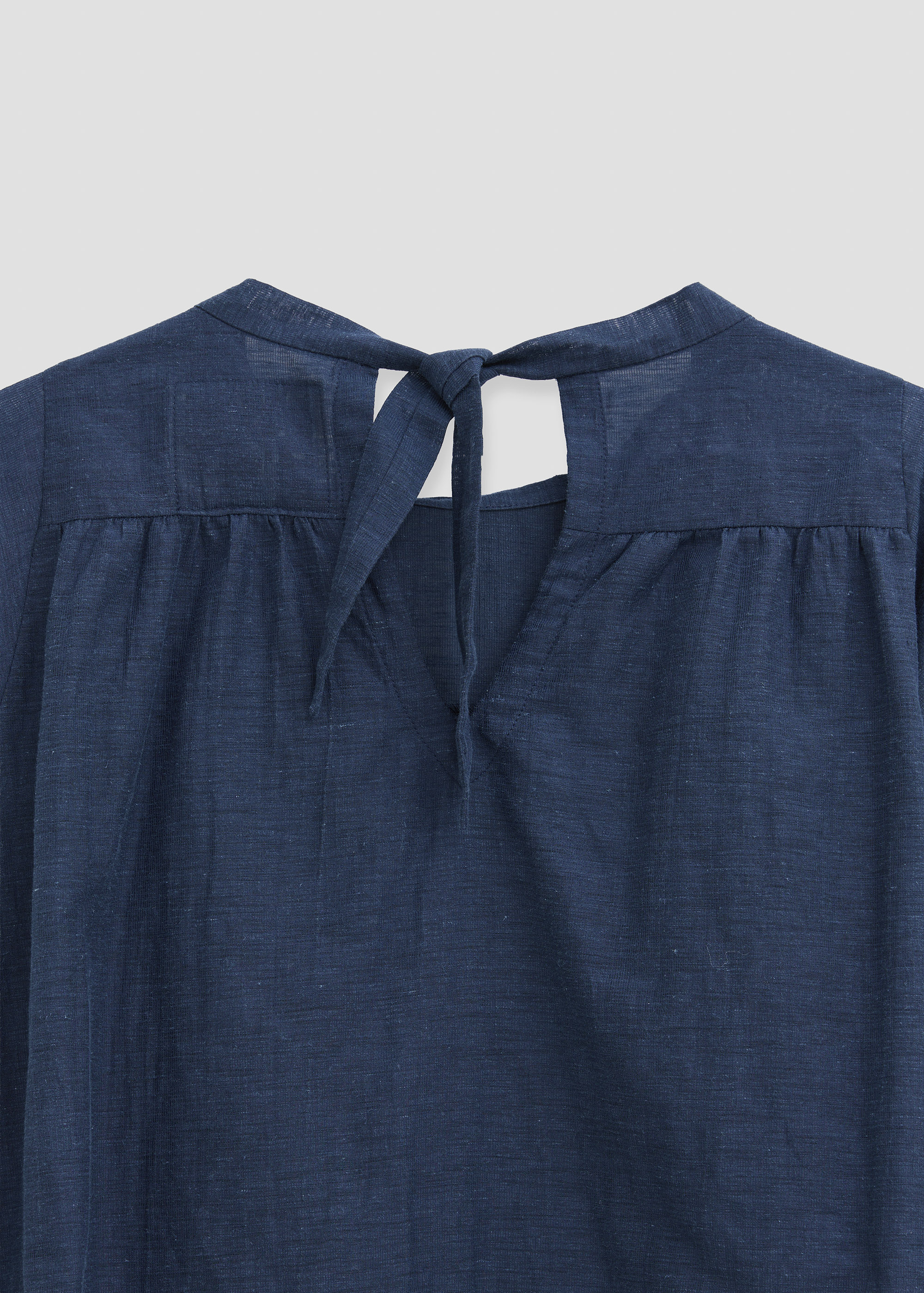  Long-sleeve Top