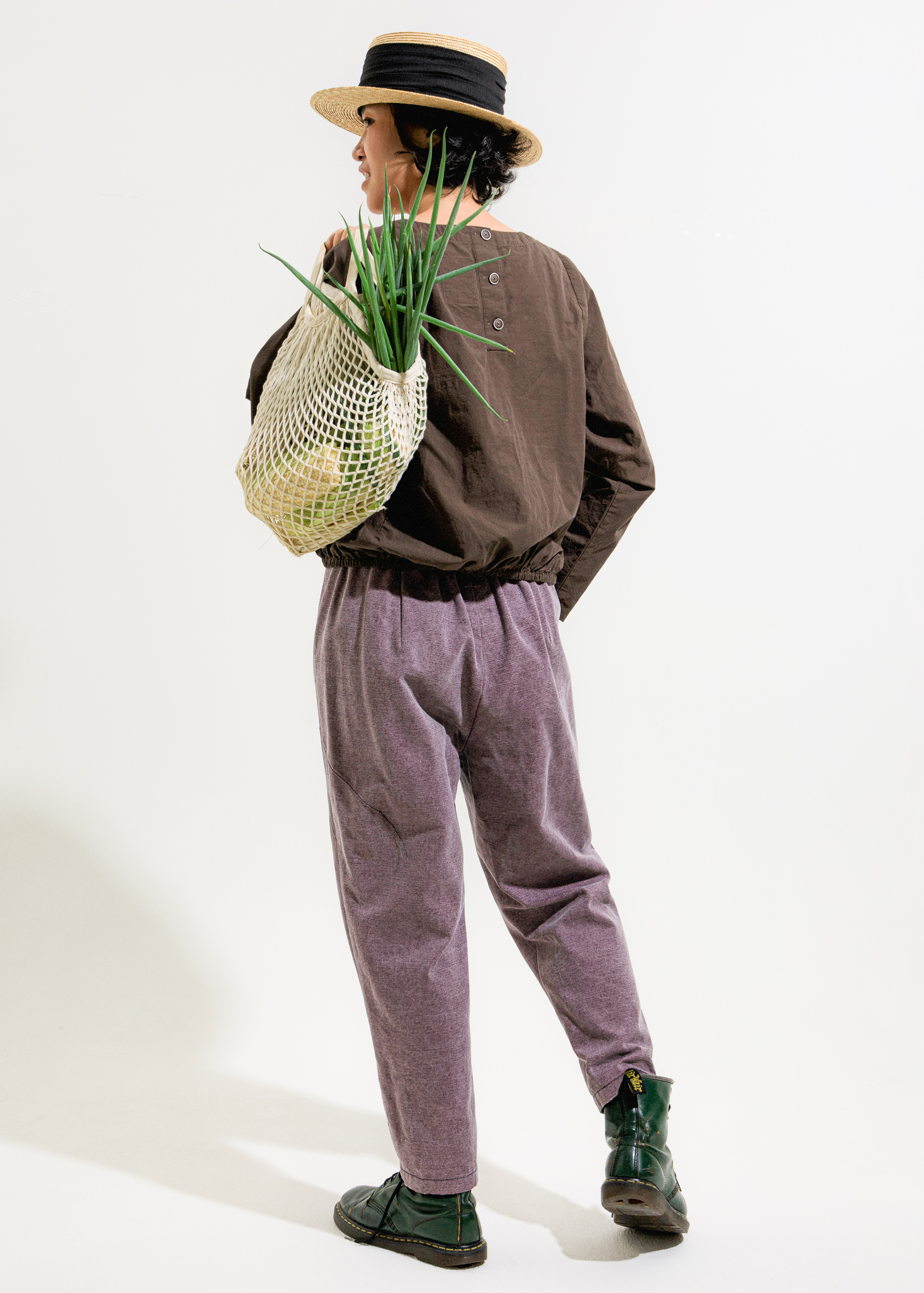 Tapered pants