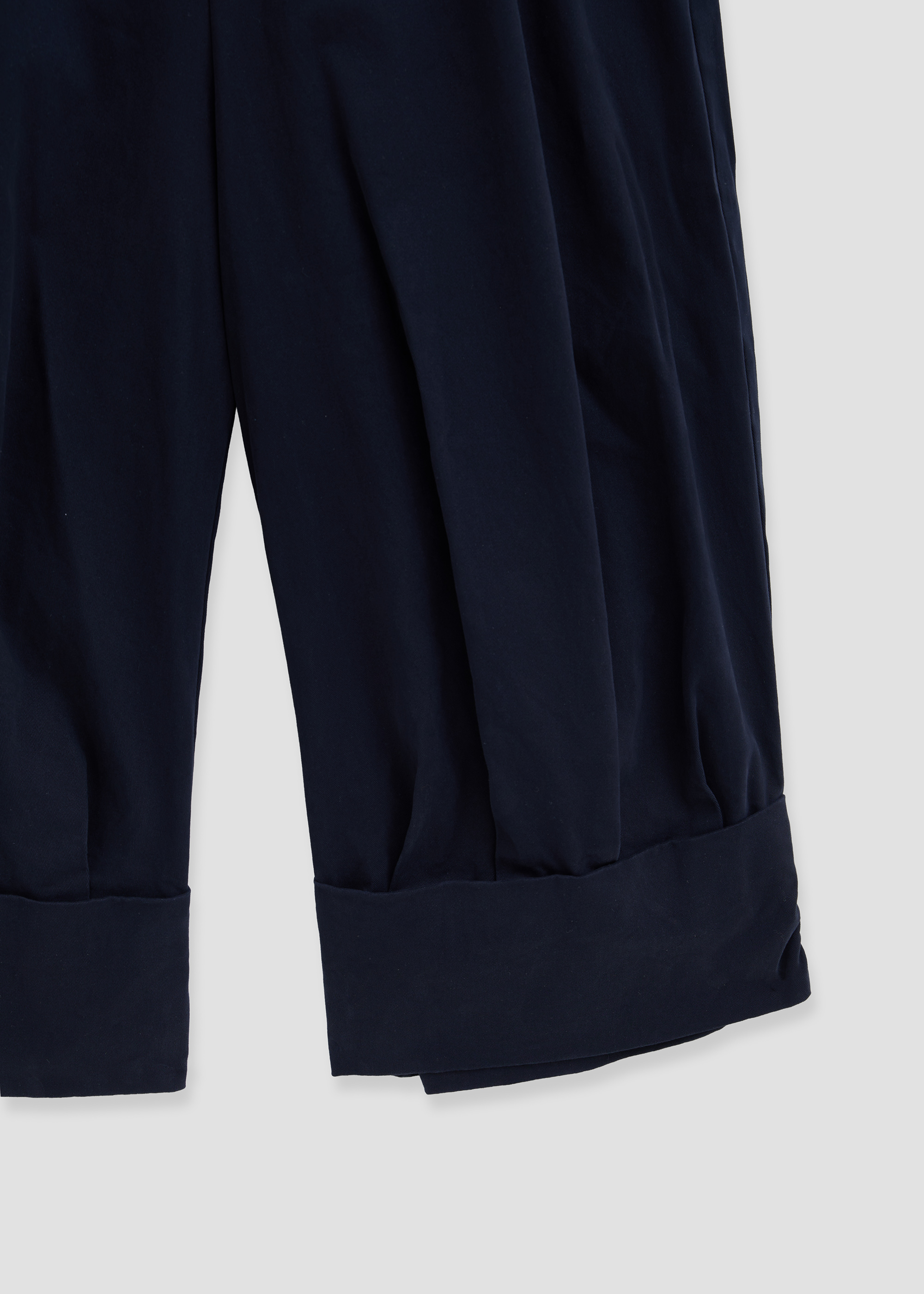  Wide-leg Pants