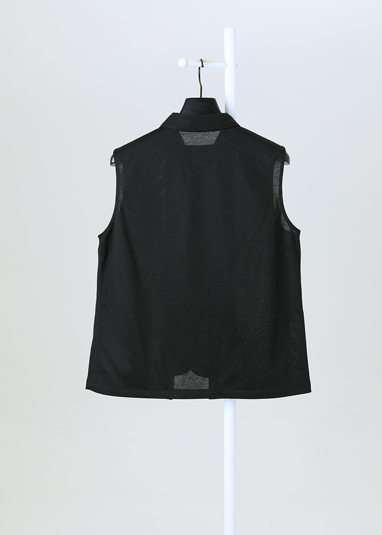 Sleeveless Shirt