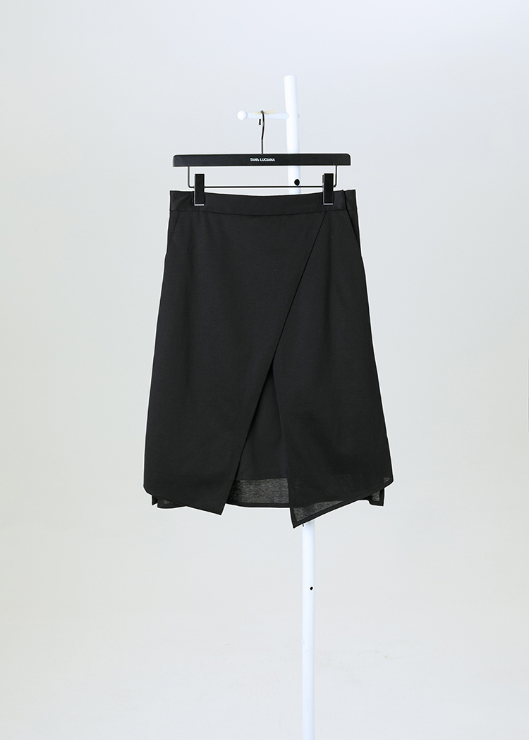 Asymmetric Skirt