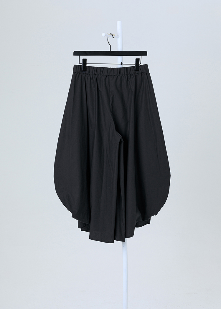 Cropped Pants